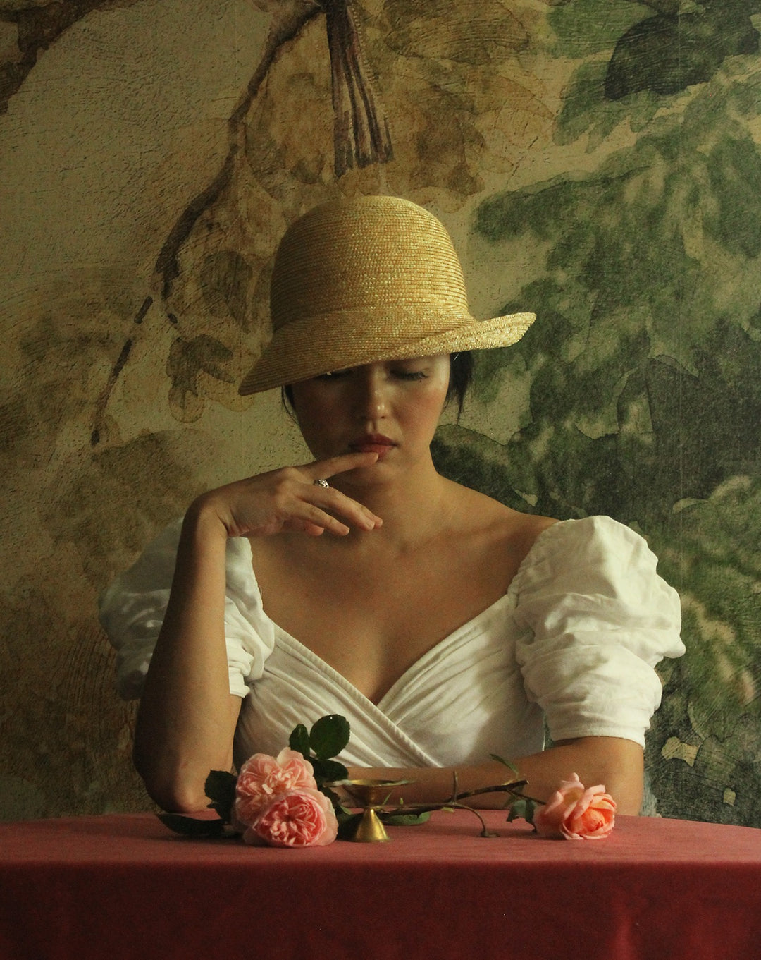 Hat - L cap – Behida Dolić Millinery display picture 2